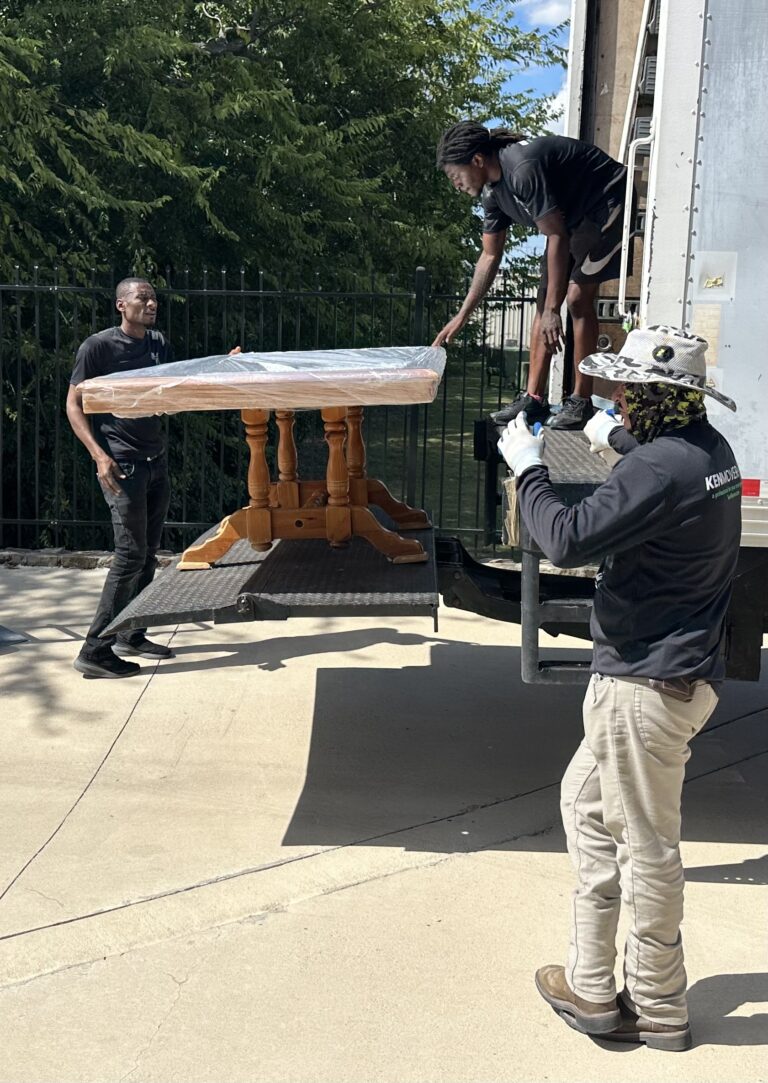 loading furniture into kenmover van for apartment move